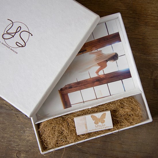 ARTISAN COMBO BOX ( 5 x 7 PRINTS) + FLASH DRIVE - Click Image to Close