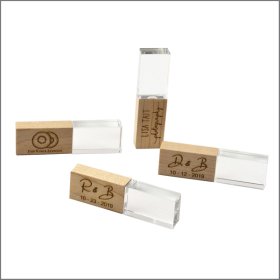 4 GB MAPLE/WALNUT CAP 2.0. CRYSTAL FLASH DRIVES