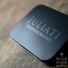 ENGRAVED 3/4" BLACK WALLET TIN